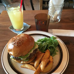 CRITTERS BURGER - 