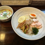 麺座 かたぶつ - 2016年7月
      100食限定
      EDAMA麺