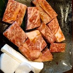 備長炭焼肉 えん - 特選リブロース