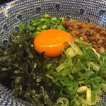 つけめん舎 一輝 - 台湾まぜそばのようで台湾まぜそばじゃない！実はこれ、台湾北京飯というご飯物！当店オリジナルです。