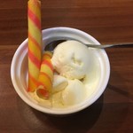 Kushiyaki Chikuzenya - 最後にアイスクリームのデザートを頂いてお腹いっぱいです＾＾