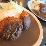 カレー倶楽部 ルウ - 牛すじコロッケ＆チーズコロッケカレー