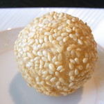 故宮 - 胡麻団子