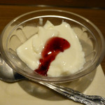 和食・鍋 しゃぶしゃぶ清水 - 杏仁プリン