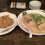 博多麺屋台 た組 - ラーメン、半チャーハンセット