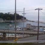 割烹旅館きむらや - 室津"割烹旅館きむらや"より室津漁港にかもめを引き連れて漁船入港