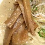 爆鶏KING - メンマ