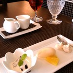 Le détour - Cコース（2200円）デセール3種盛り　アイスティー