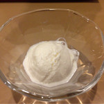 ボンネット - ホタテエキス入りアイスクリーム