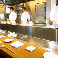 くずし鉄板 あばぐら 神田店 - 