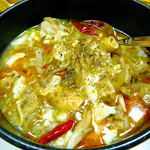 めだかタンタン - モツと豆腐の煮込み♪　これ、かなり美味しい。