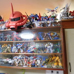 めだかタンタン - めだかTANTANの２階のガンダムコーナー！