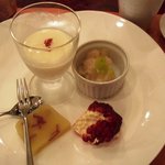 川国風味小林 - デザート盛り合わせ