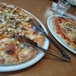 イル・ターボロ - キノコ・ベーコン・モッツァレラの和風ソースピザ
