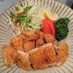 Shuensakaba Tonton - 鶏モモのチキンカツ