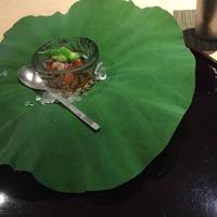 梶川 - 【先付】オクラと蝦蛄、トマトの寄せ豆腐
