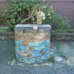 幻董庵 - 駐車場にある井戸