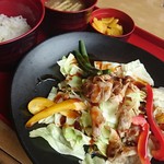 ジョイフル - 温野菜と豚肉の定食(オイスターソース)