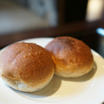 カフェ リヴィエール - パスタランチのパン
