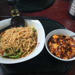 中国四川料理 天府仙臺 - 2016年7月。混ぜ混ぜ冷やし担々麺とミニ麻婆丼。どちらも外せない。