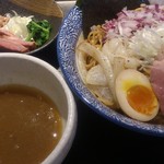 煮干し中華そば一燈 - 鴨白湯和えつけそば「カモーン２号～羽ばたけ天空の彼方へ～」