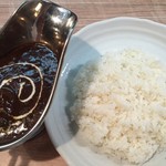 Hyakujikankarebiandoaru - 厳選牛カレー９９０円