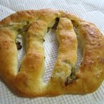 boulangerie montagne - にがうりのパン