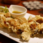 オリエンタルバル Xinchao - カキのハーブ揚げ パクチーソース