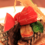 Powaburu - お野菜たっぷりに鰹の焼き目が食欲をそそります