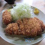 Tonkatsu Osamu - ロースカツ定食８００円（100g）+カキフライ３００円