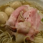 丿貫 - 熟成伊吹いりこそば・850円ウズラの味玉・50円