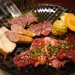 焼肉 個室・佐賀牛 葡萄苑 - カルビ、手作りスモーク、佐賀牛2種、野菜