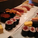 Sushi Kou - １６年７月　左：特上にぎり
                        右：上にぎり