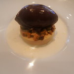 パティスリー・パリセヴェイユ - 中にバナナが入ってる