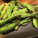 ワイン食堂ペコリーノ - 枝豆の燻製