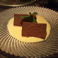 grigio la tavola - 