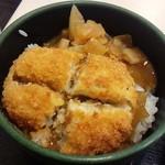 ゆで太郎 - コロッケ十文字切り仕様