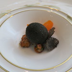 プレヴナンス - 28年7月　豪州産黒トリュフとフォアグラのコロッケ　ジロール茸・長野あんず