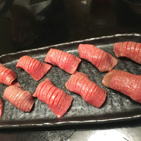 焼肉専科 肉の切り方 日本橋本店 - 