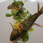 レフェルヴェソンス - 28年7月　生き生きと焼いた鮎をそのコンソメと、自家製うるかとマッシュルーム、とうもろこし、クレソン、山山椒