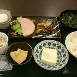 門前の湯 - 料理写真:朝食(和)の一例
