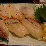 割烹 貴志膳 - トビウオの握り