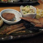 波葉菜亭 - 手羽先＆ポテトサラダも付いています。