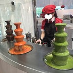 ピノフォンデュ カフェ - 奥からセミスイート・マンゴー＆パッションフルーツ・抹茶