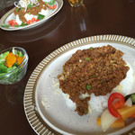 キーマカレーとチャイ なるせ堂