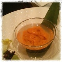 函館うに むらかみ 日本生命札幌ビル店 - 蝦夷バフンウニの刺身、旨い！☆☆☆
                    うに丼のムラサキウニより旨味が詰まってて、かつ爽やかな感じ♪
                    食べる価値あり☆