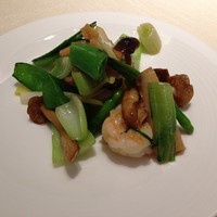鴻臚 - 小海老と夏野菜の炒め物