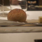 レミニセンス - パンは「baguette rabbit」の特注品