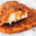 じゃぱん亭 - 料理写真:ゼリーフライ  断面。じゃがいもが多めです。あまりおから感がないですねえ。