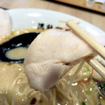 Ramen Nishiki - チャーシューは鶏胸肉